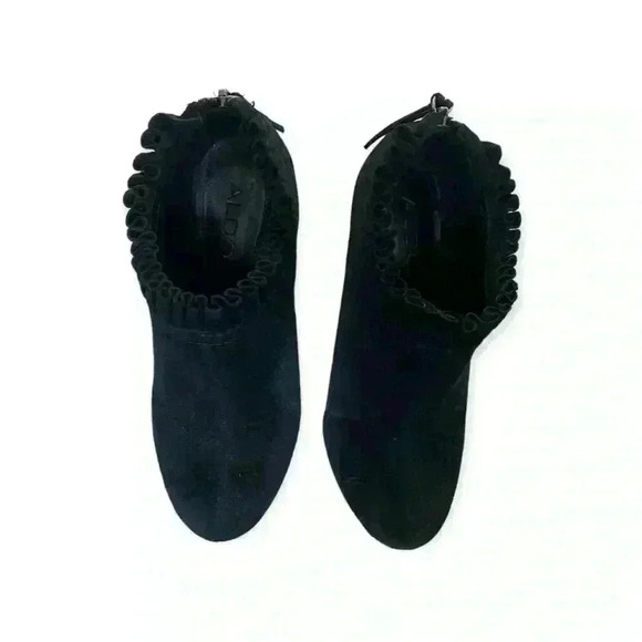 ALDO Woman’s Black Suede Lacovone Ruffle Boots/Booties - Picture 2 of 6